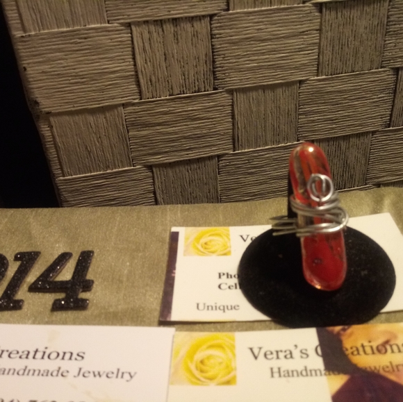 Ring - Picture 3 of 4